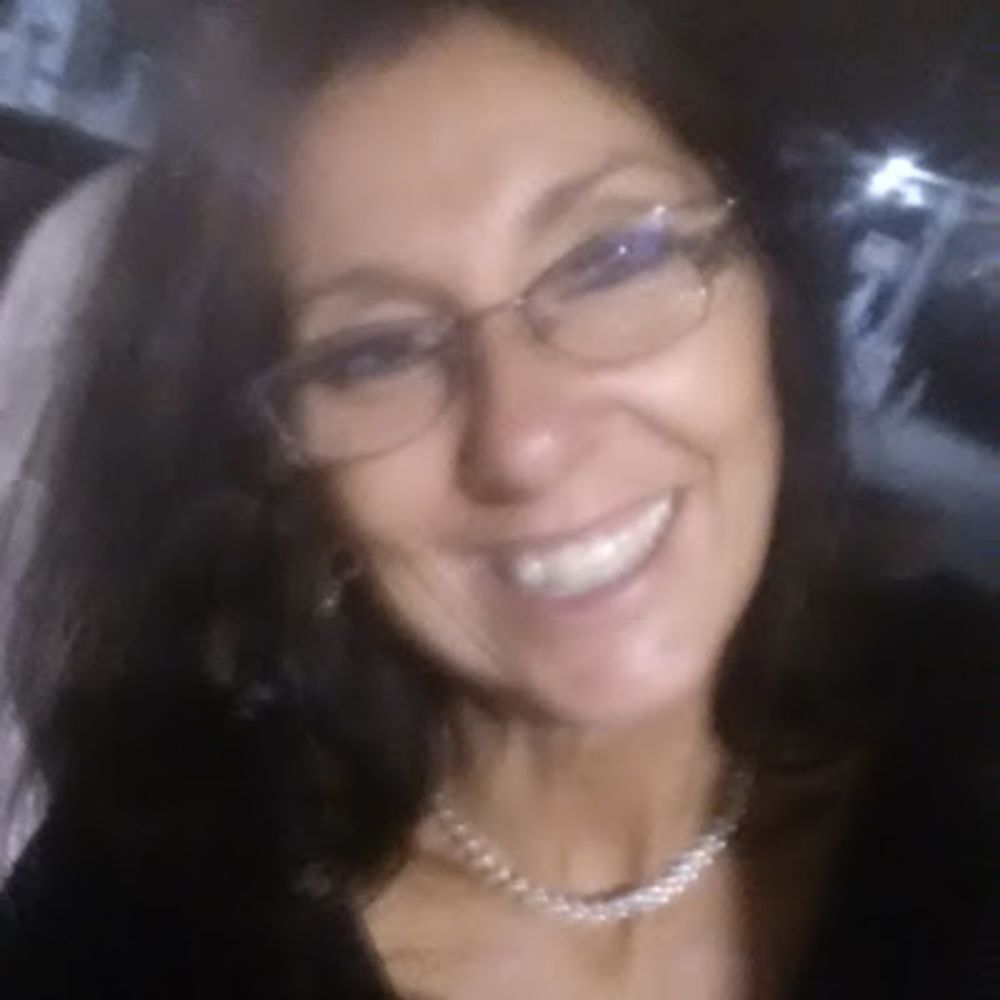 Meet your Posher, Michele